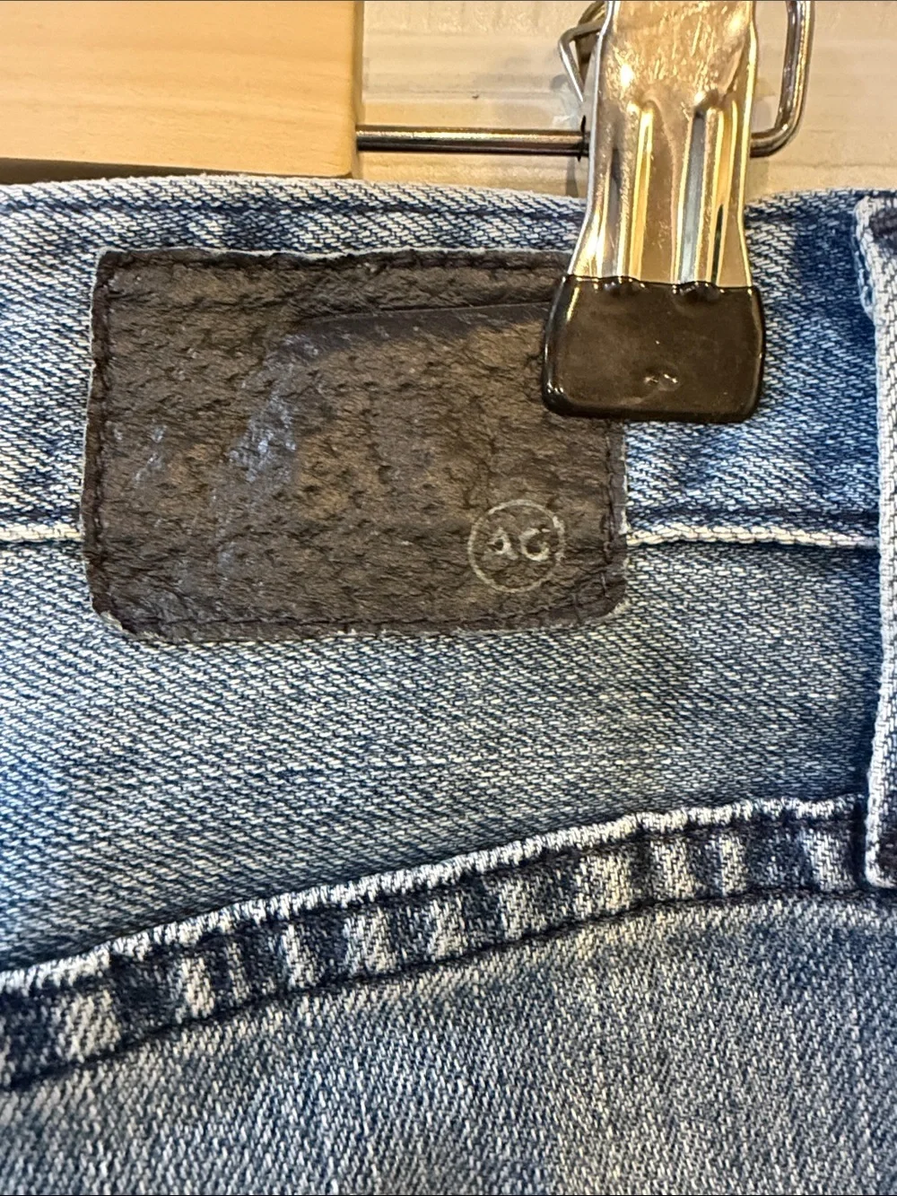 Ag Adriano Goldschmied Cropped Wide-Leg Jeans in Light Blue - Picture 9 of 11